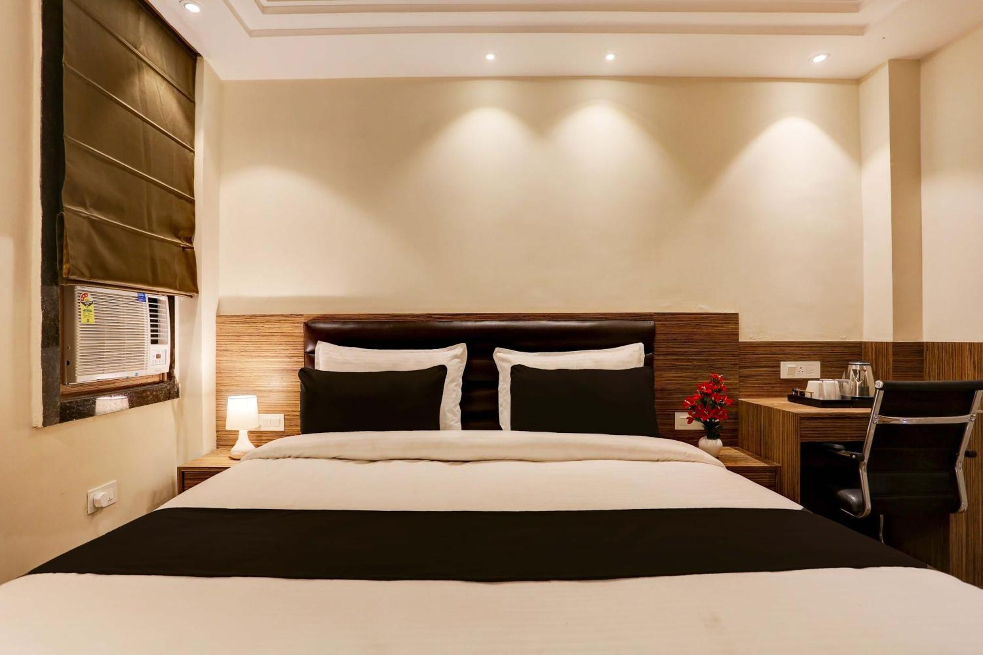 Super Collection O Stargaze Hotel กานปูร์ ภายนอก รูปภาพ