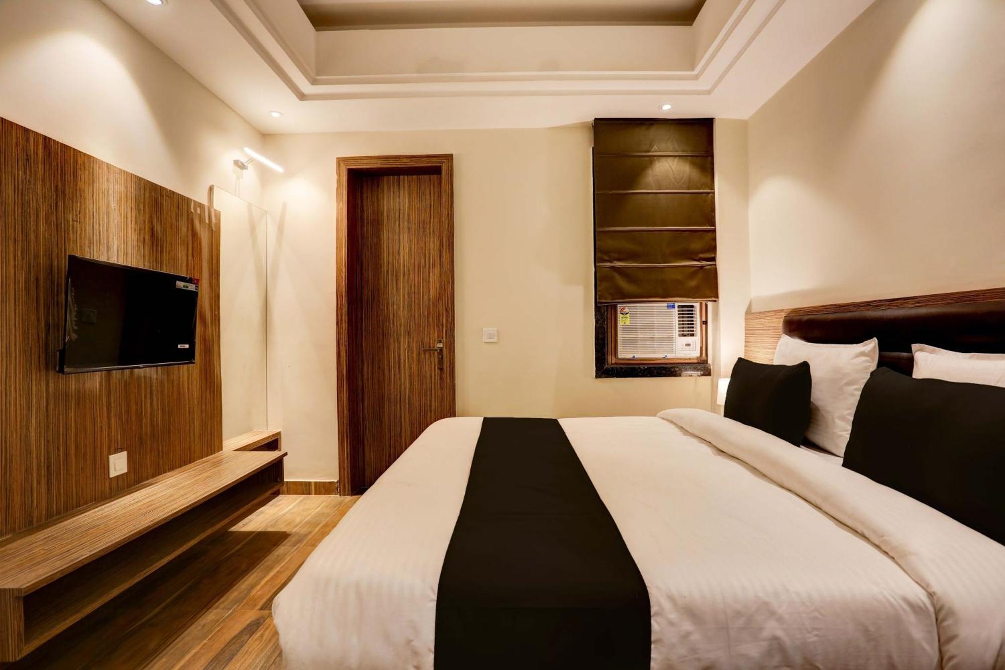 Super Collection O Stargaze Hotel กานปูร์ ภายนอก รูปภาพ