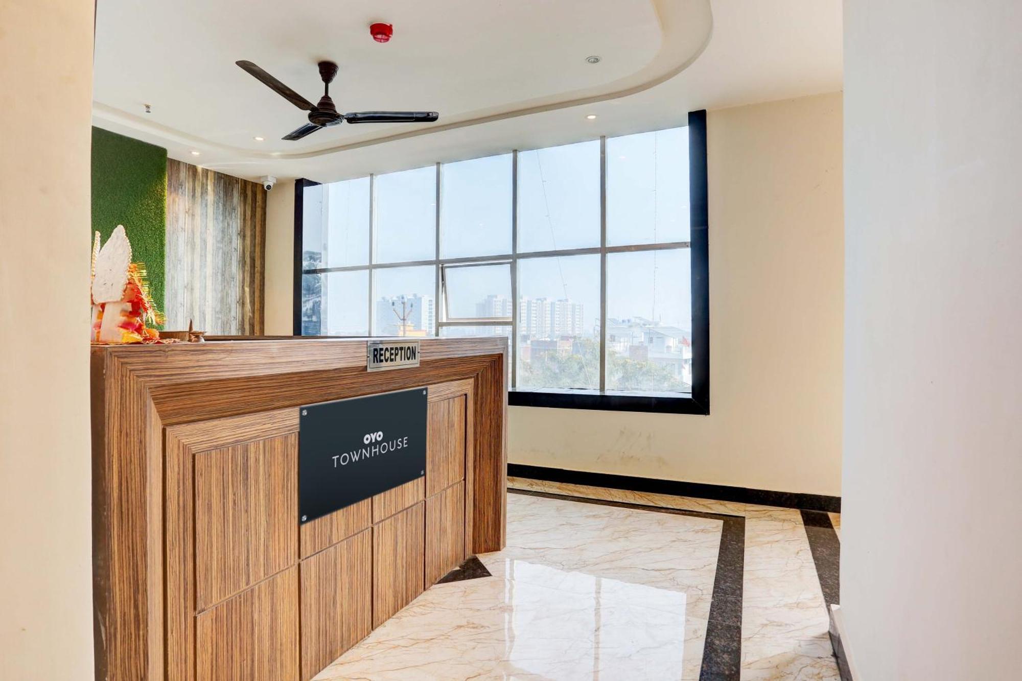 Super Collection O Stargaze Hotel กานปูร์ ภายนอก รูปภาพ