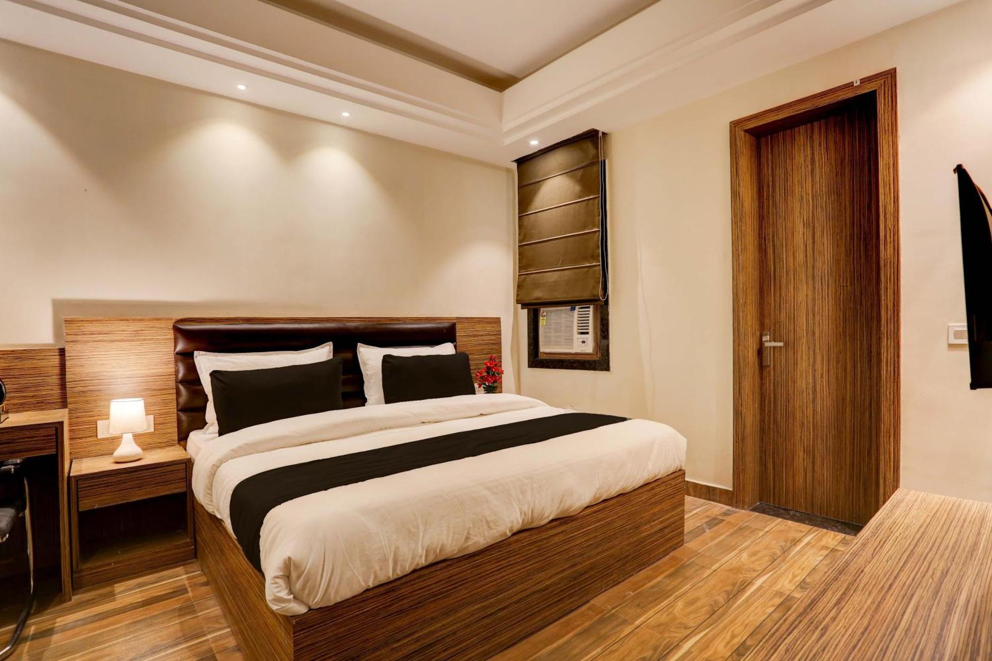 Super Collection O Stargaze Hotel กานปูร์ ภายนอก รูปภาพ